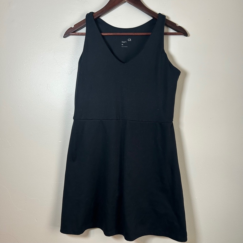 GapFit Black V Neck Sleeveless Athletic Fit Flare Dressβ Women Size M